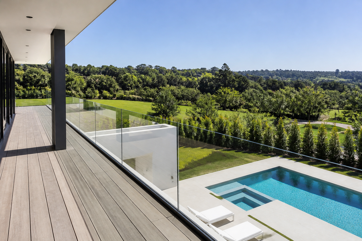 VLX 120 Glass Railing System in Los Angeles, CA | Meridian Windows & Doors - detail 4
