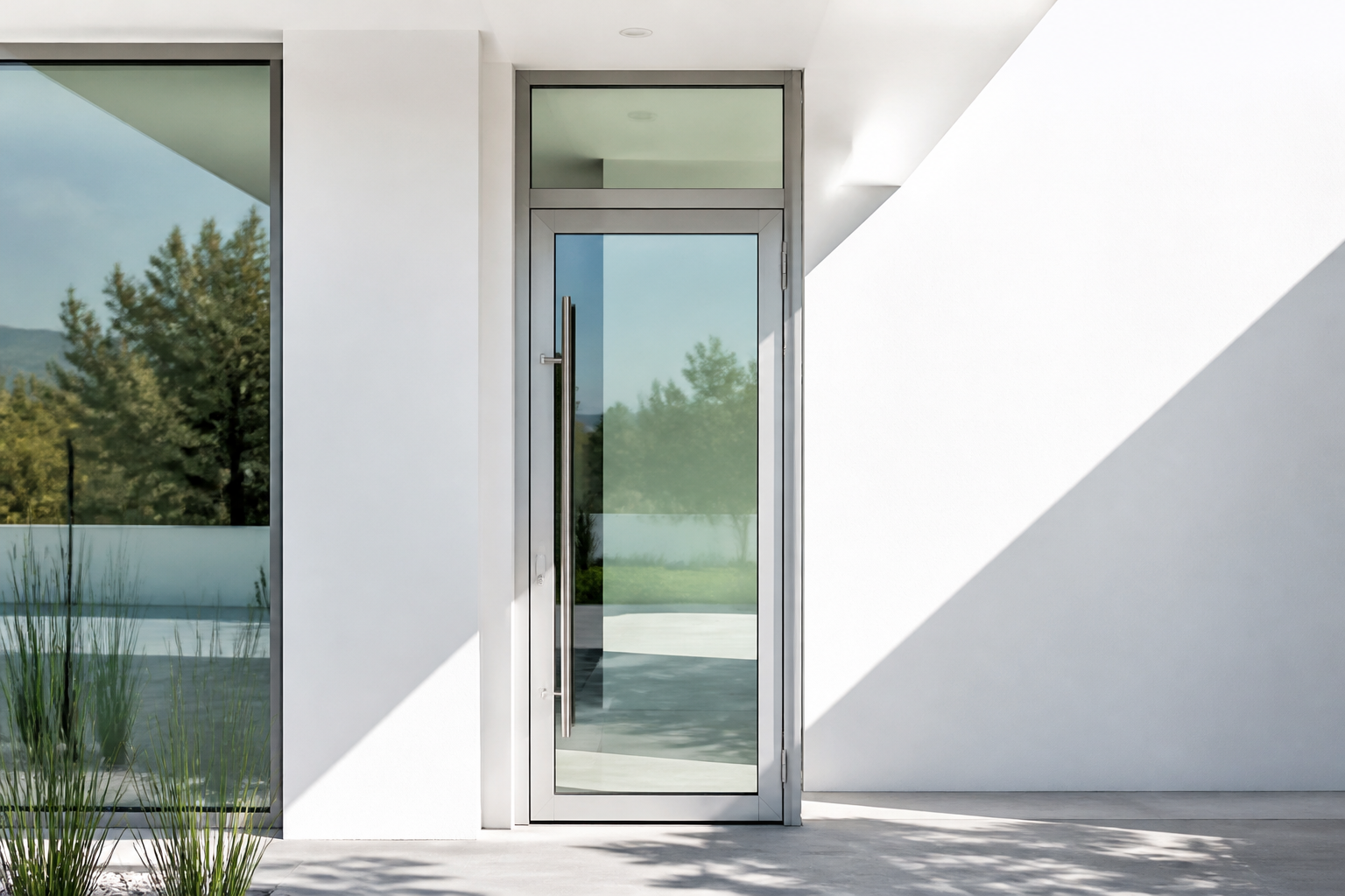 VLX 100 Swing / Entry Door in Los Angeles, CA | Meridian Windows & Doors - detail 6